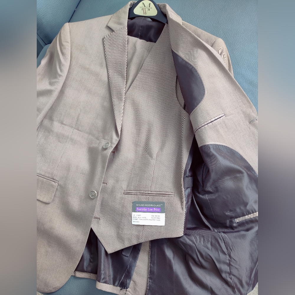 3Pc Suit, Size 38/W31